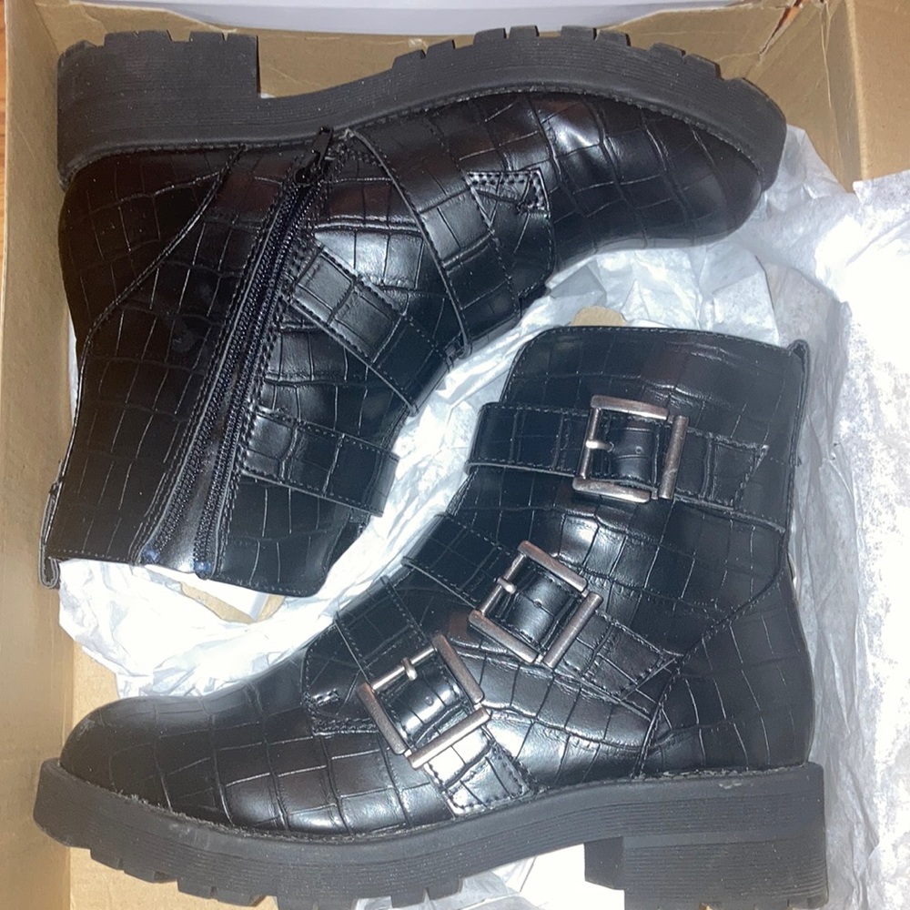 Black Authentic Crocodile boots